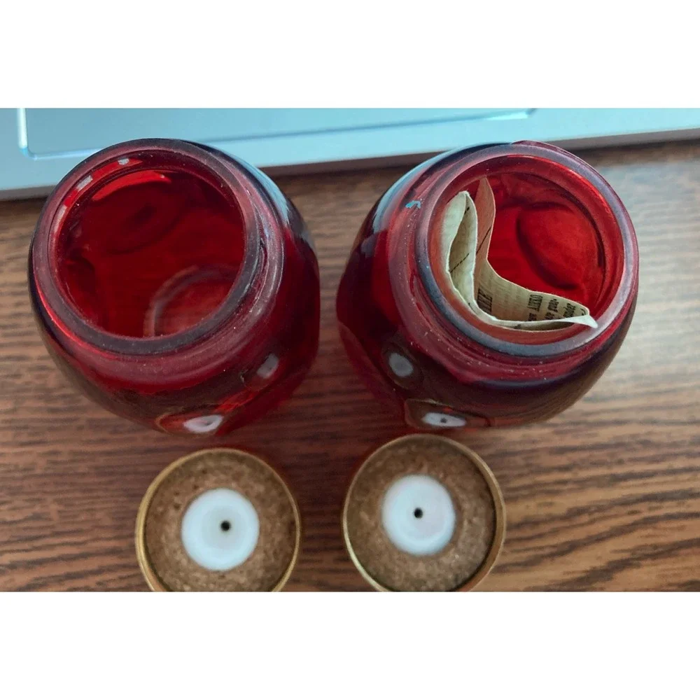 Vintage Airko Salt & Pepper Shaker flash red w/cork inserts approx. 3 1/4